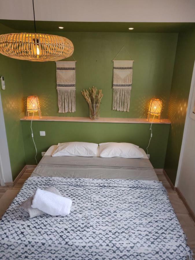 Appartement L'Oliveraie - La Cite Plein Les Yeux Carcassonne Bagian luar foto