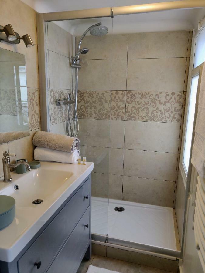 Appartement L'Oliveraie - La Cite Plein Les Yeux Carcassonne Bagian luar foto