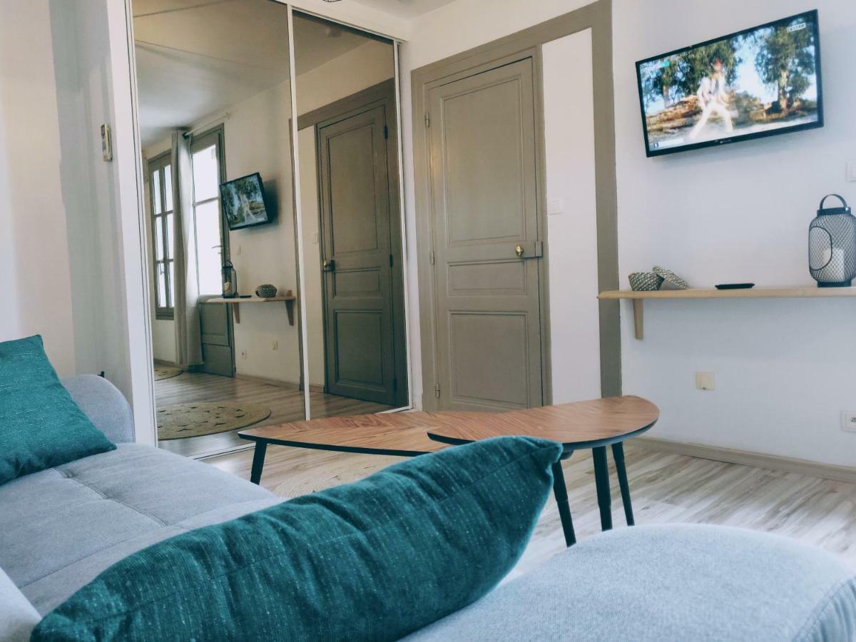 Appartement L'Oliveraie - La Cite Plein Les Yeux Carcassonne Bagian luar foto
